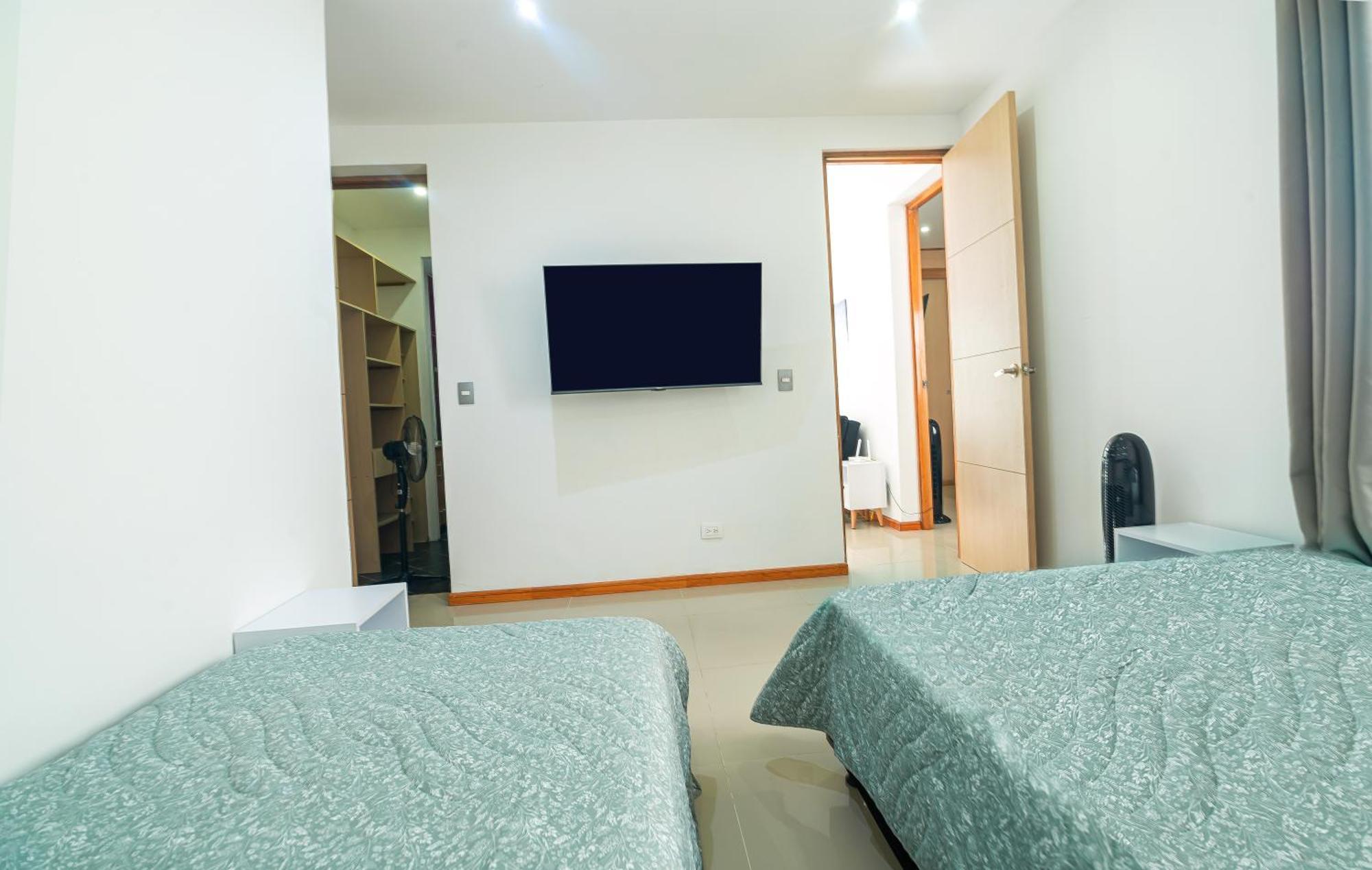 Casa Bewell - Colores Ferienhaus Medellín
